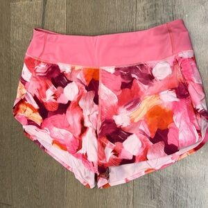 Athleta women’s run with it 3.5” shorts